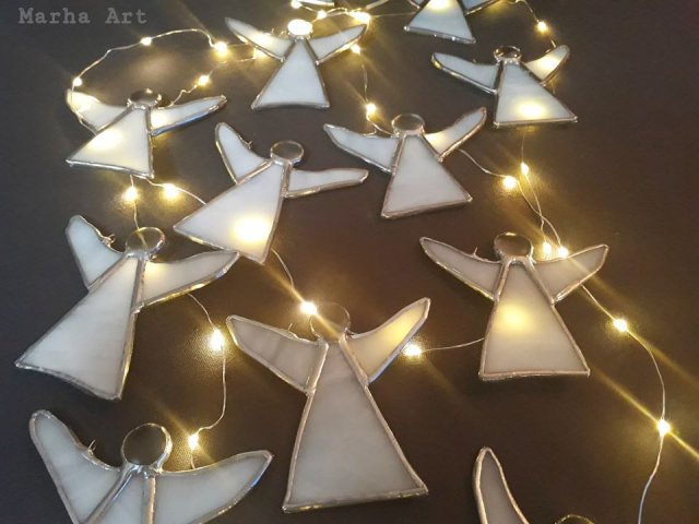 Anděl -skleněná vitráž, dekorace (marha-art.cz) 